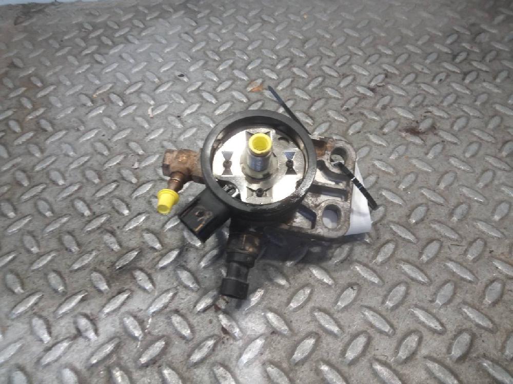 Filtro de gasoil D5244T2 96KW de Volvo S60 i (384) 2001-2010 131 CV con 1 km - pieza usada