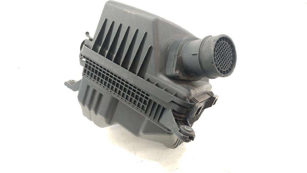 Caja filtro aire D4FD 281103Z300 de Hyundai I40 (vf) 2012-2019 116 CV con 402919 km - pieza usada