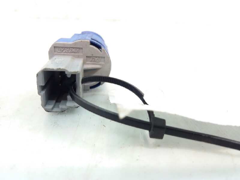 Sensor K9K T7 8200276359C de Renault Grand modus 2008-2014 86 CV con 115698 km - pieza usada
