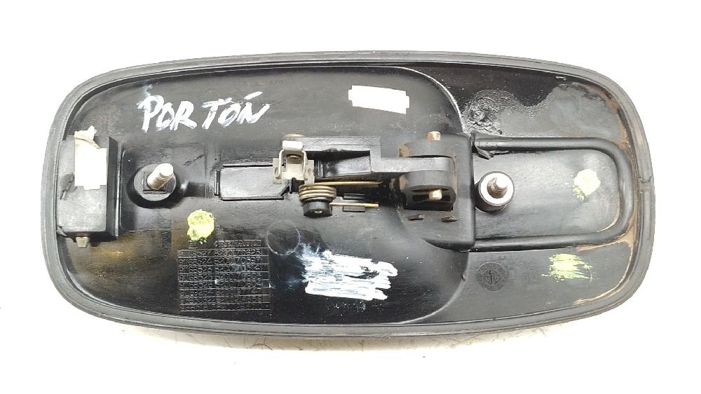 Maneta exterior maletero F9Q U7 8200170514 de Nissan Primastar furgón (x83) 2002-0 100 CV - pieza usada