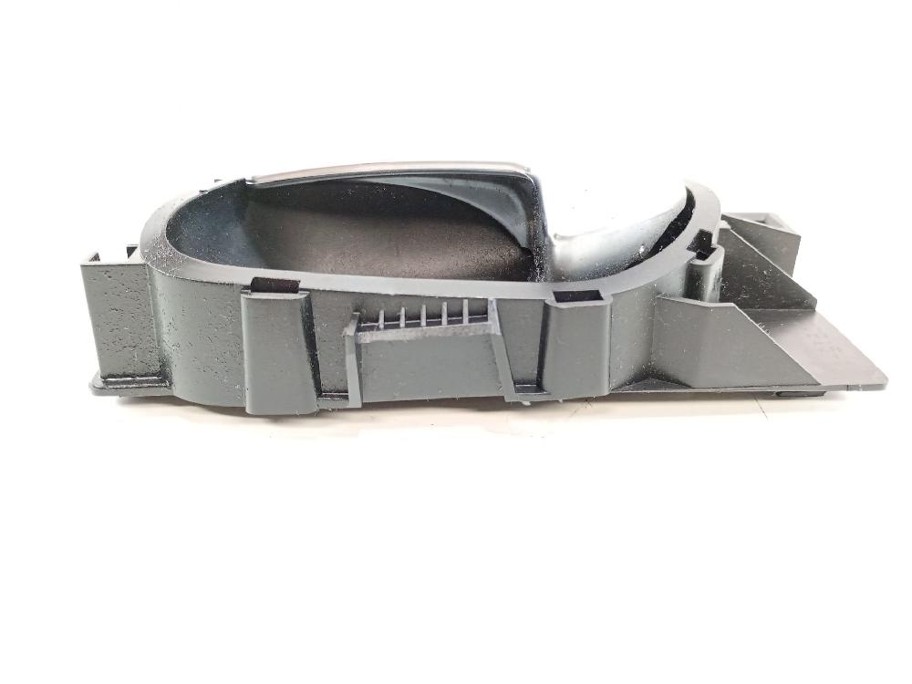 Maneta interior trasera izquierda 9H05 9685950377 de Citroen C4 grand picasso i (ua_) 2010-2013 112 CV con 250292 km - pieza usada