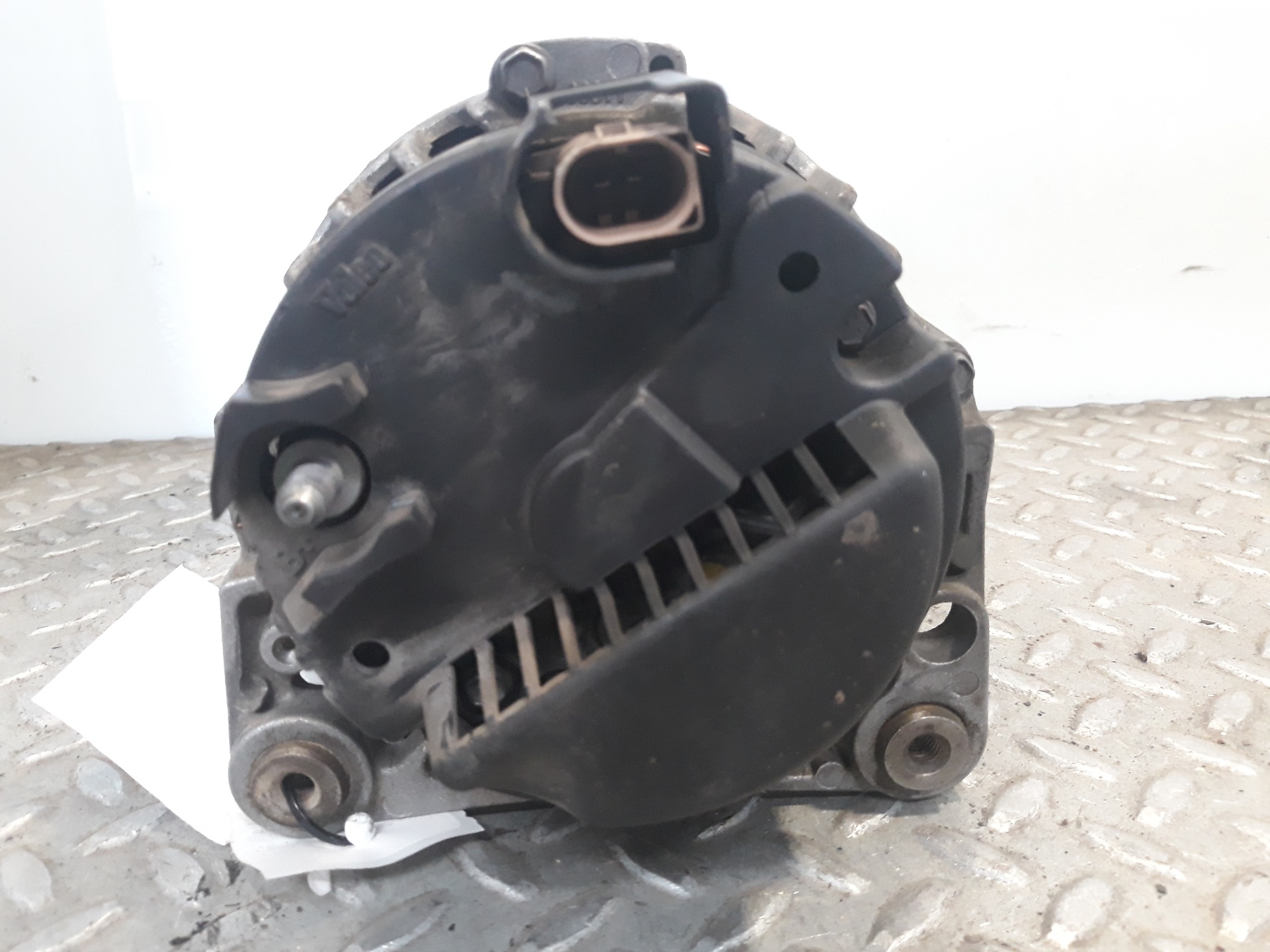 SEAT Cordoba 2 generation (1999-2009) Alternator 03D903025E, 03D903025E, SG9B048 23327878