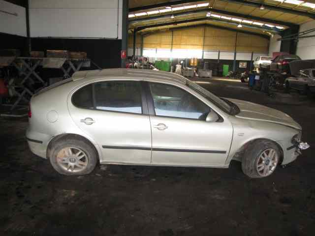 SEAT Leon 1 generation (1999-2005) Üzemanyag-befecskendező 0432193696 18560180