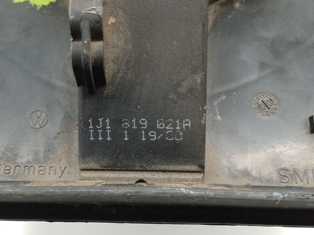 Motor calefacción 1J1819021A de Seat Ibiza (6k1) 1999-2002 50 CV - pieza usada