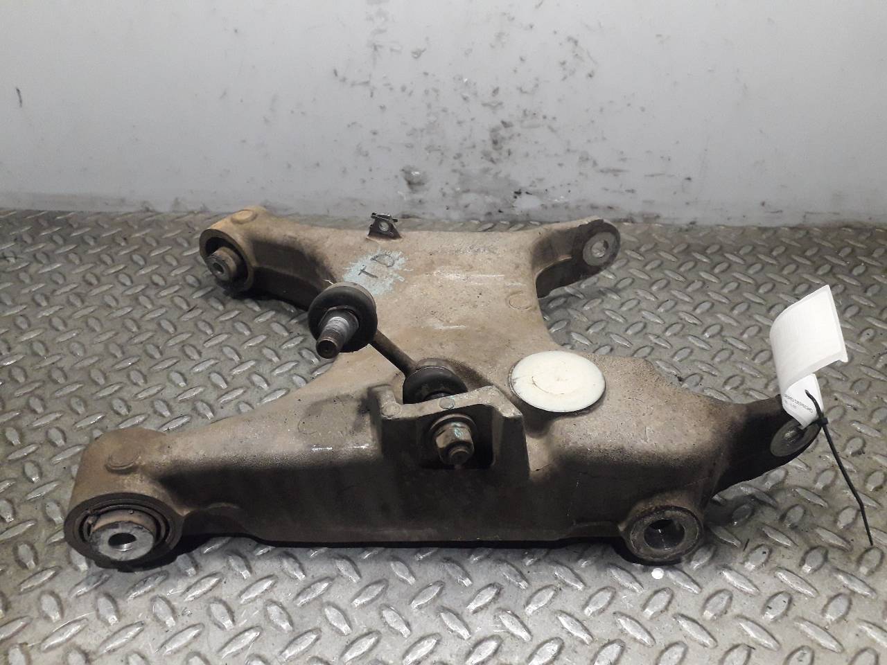 BMW X5 E53 (1999-2006) Rear Right Arm 23703433