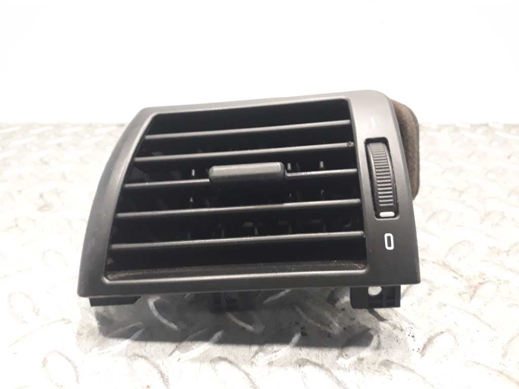 BMW 3 Series E46 (1997-2006) Panelės ortakiai 23681568