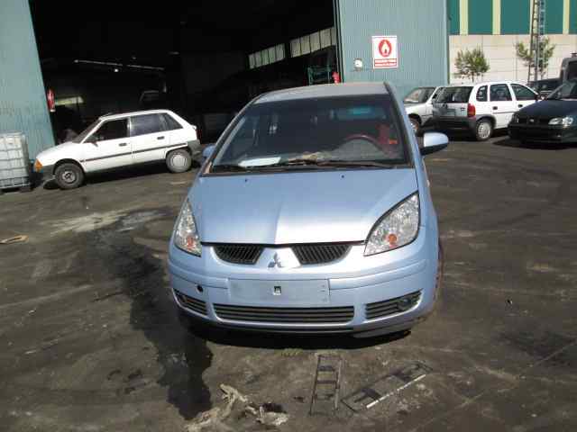 MITSUBISHI Colt 6 generation (2002-2013) Priekinių kairių durų langų pakėlimo mygtukai MR587477 18517151