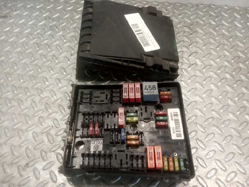 VOLKSWAGEN Passat B6 (2005-2010) Fuse Box 1K0937124K 20990445