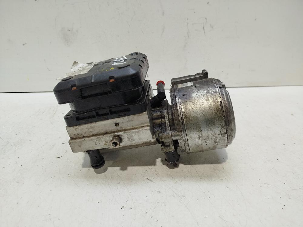 Bomba de suspensión RHR 9654068680 de Citroen C5 i break (de_) 2001-2004 136 CV