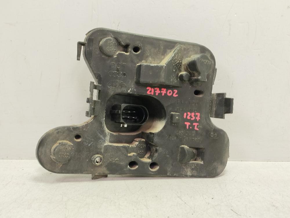 Support feu droit BDV 153947 de Audi A4 b6 (8e2) 2000-2004 170 CV - pieza usada