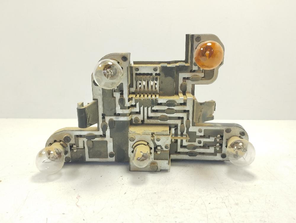 Leiterplatte F8QN6 7700428321 de Renault Megane i fase 2 berlina (ba0) 1999-2002 64 CV