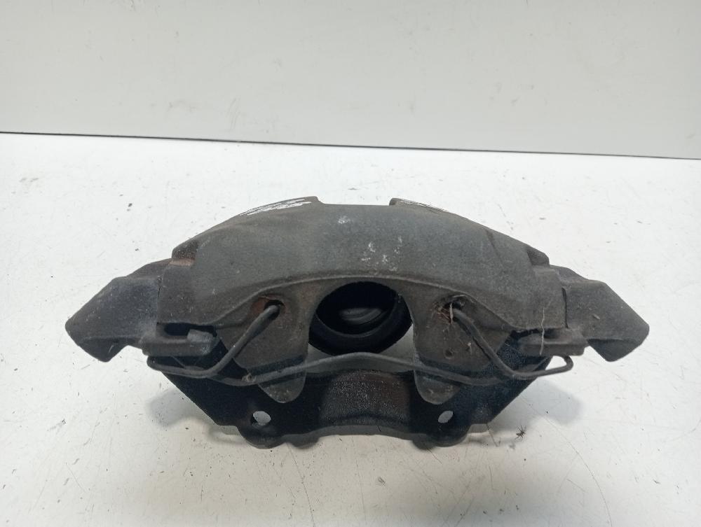 Left front brake caliper D5244T8 36000484 de Volvo C30 (533) 2006-2012 180 CV - pieza usada