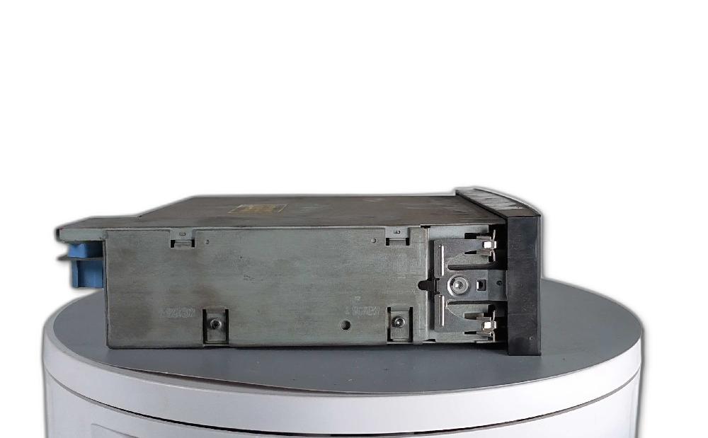 Sistema audio / radio cd 7607769050 de Peugeot 307 (s1) 2001-2005 109 CV - pieza usada
