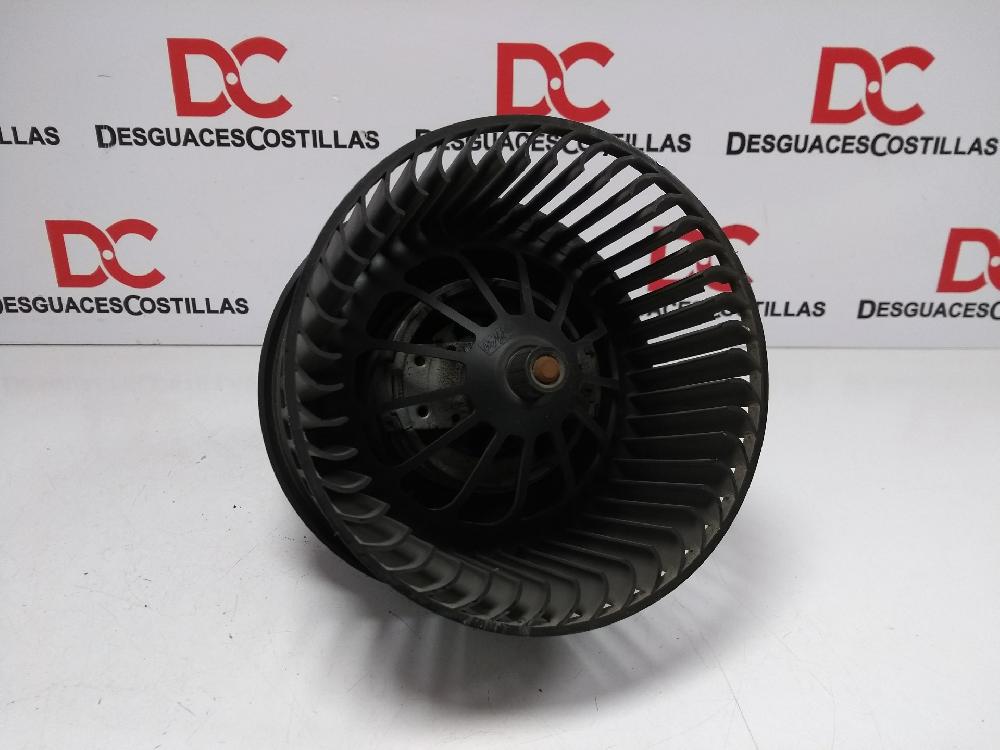 Ventilador calefacción HHDA 1362640 de Ford Focus ii (da_, hcp, dp) 2005-2012 90 CV - pieza usada