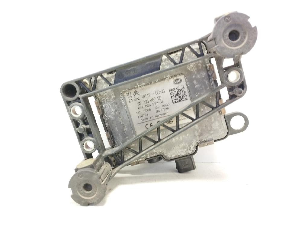 Elektronikmodul 9HR 9673046780 de Peugeot 3008 2009-2016 112 CV - pieza usada