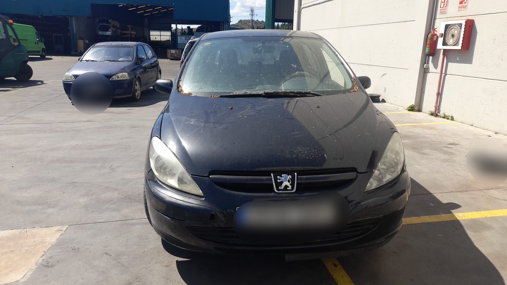 PEUGEOT 307 1 generation (2001-2008) Крыло переднее левое 7840K8 24769482