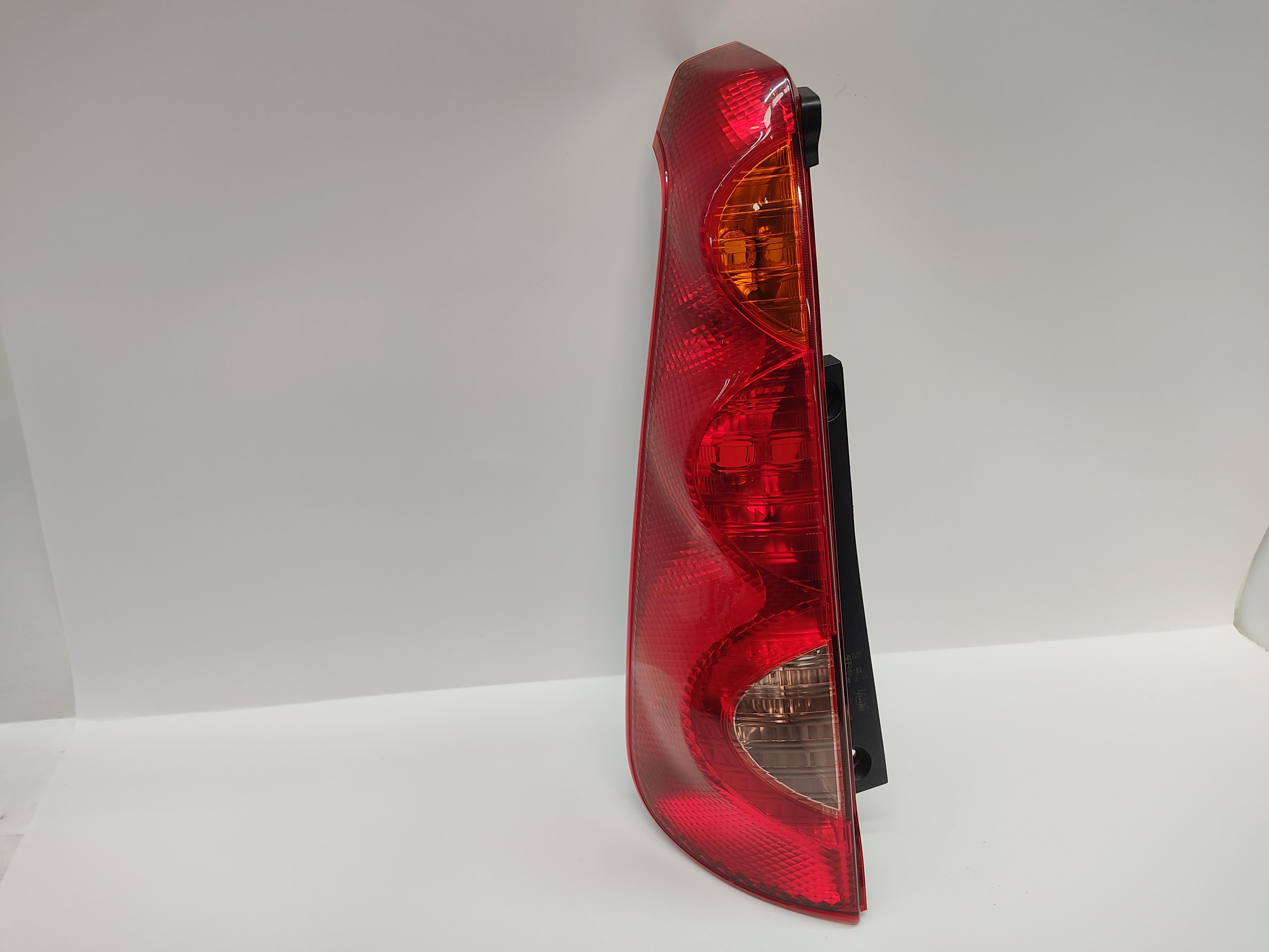 NISSAN Note 1 generation (2005-2014) Rear Left Taillight 265559U000 26549721