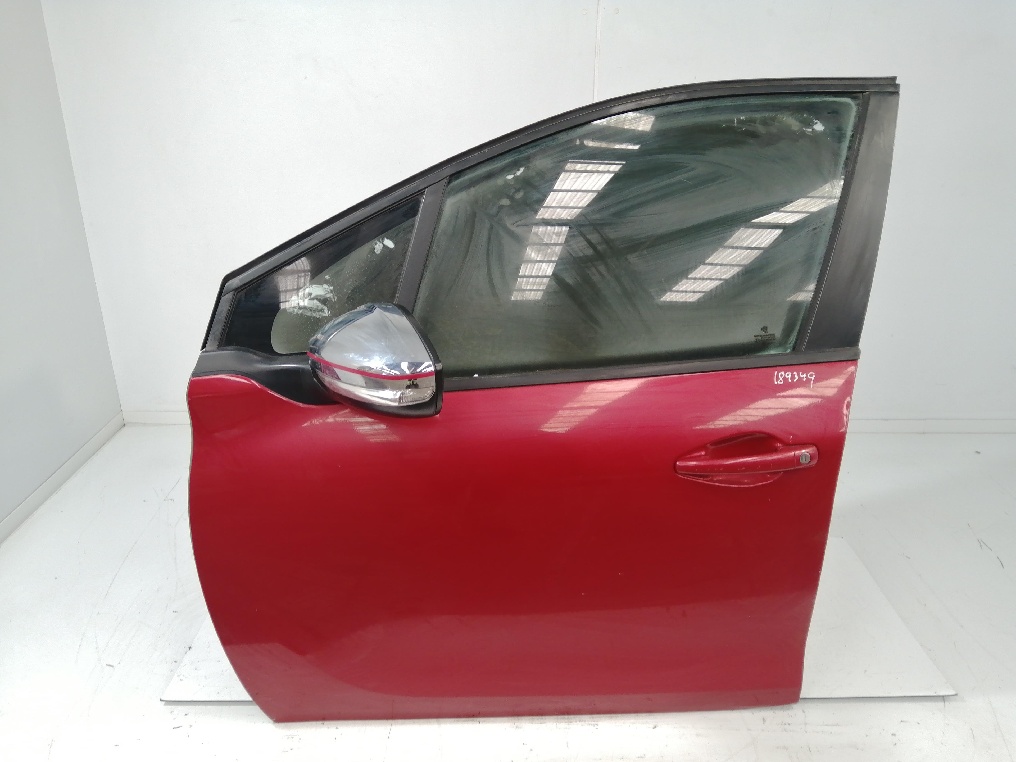 PEUGEOT 208 Peugeot 208 (2012-2015) Front Left Door 9807820780 25504714