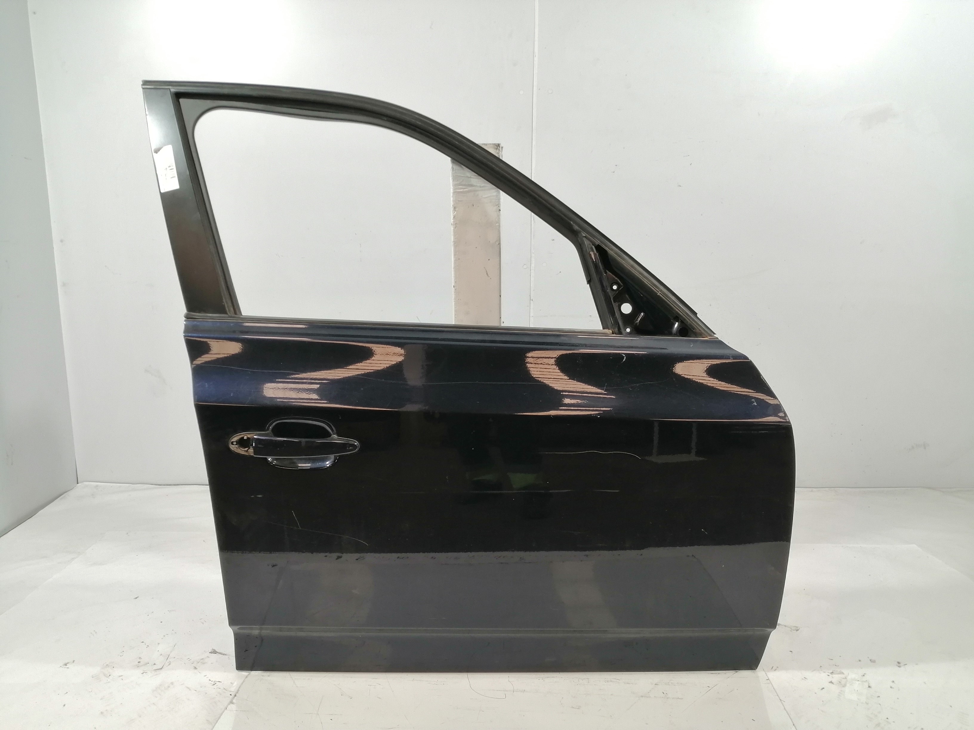 BMW X3 E83 (2003-2010) Front Right Door 41003451016 18536834