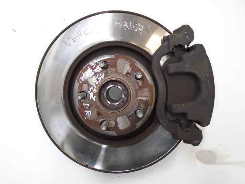 TOYOTA Verso 1 generation (2009-2015) Front Right Wheel Hub 432110F020 27510516