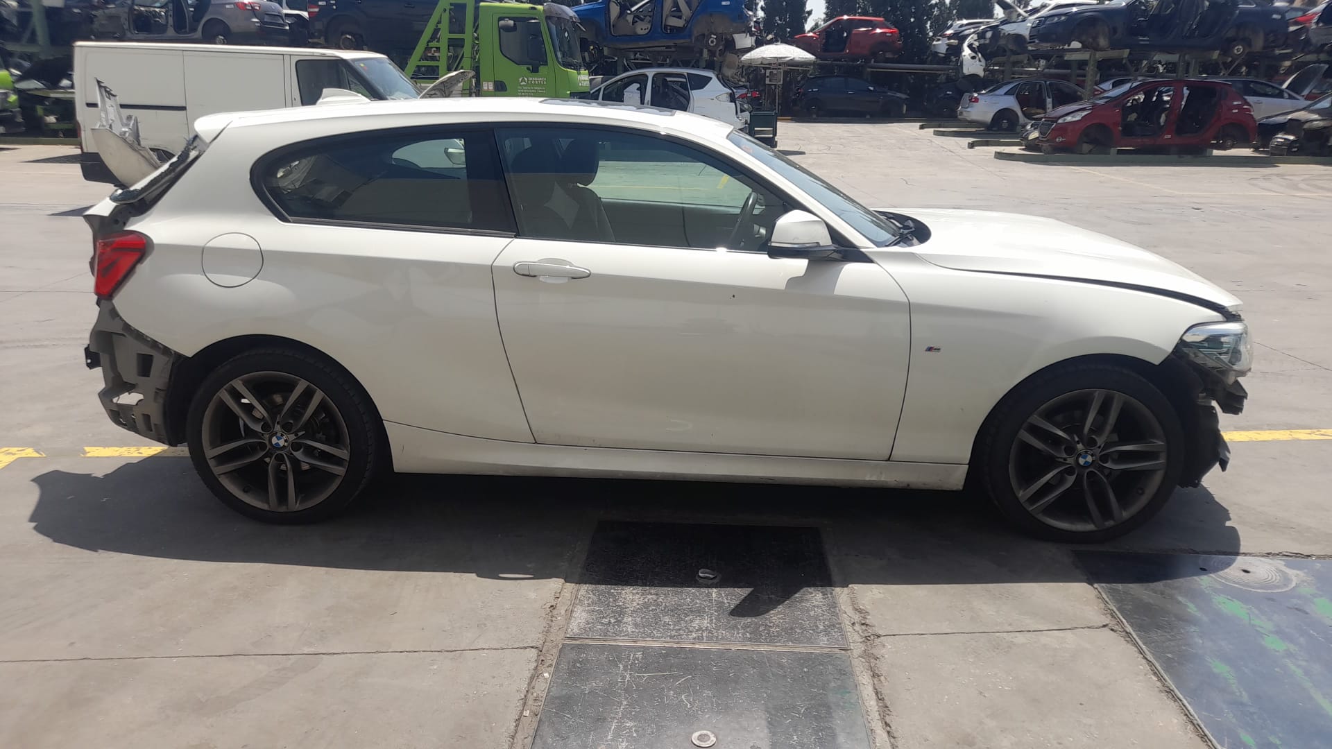 BMW 1 Series F20/F21 (2011-2020) Jobb első sárvédő 41009633538 25690302