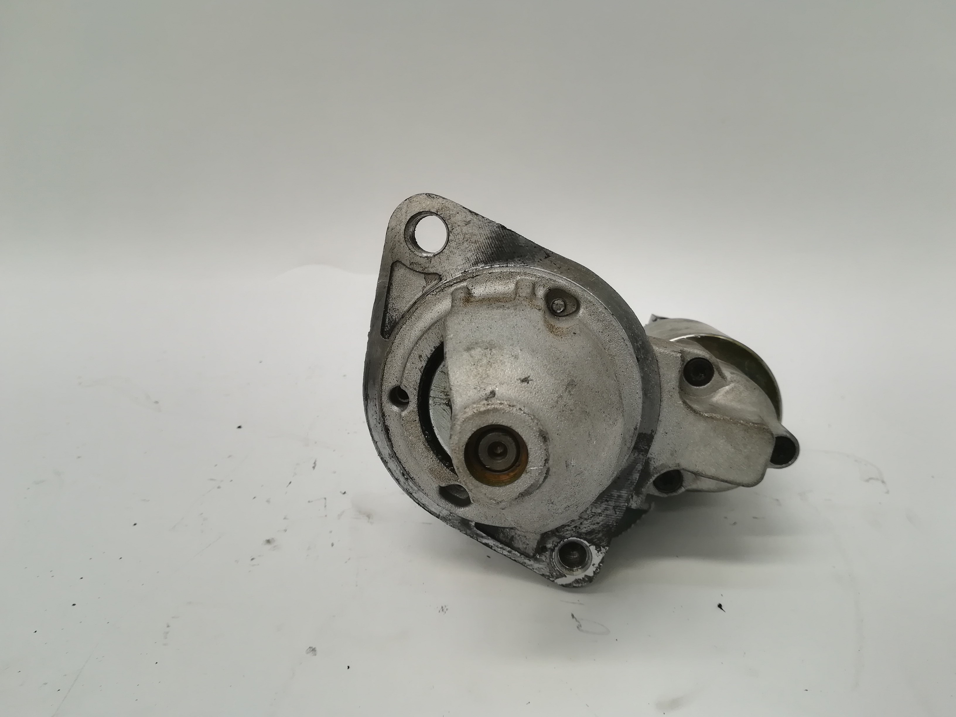 BMW 3 Series E90/E91/E92/E93 (2004-2013) Startovací motor 12412354701 18566797