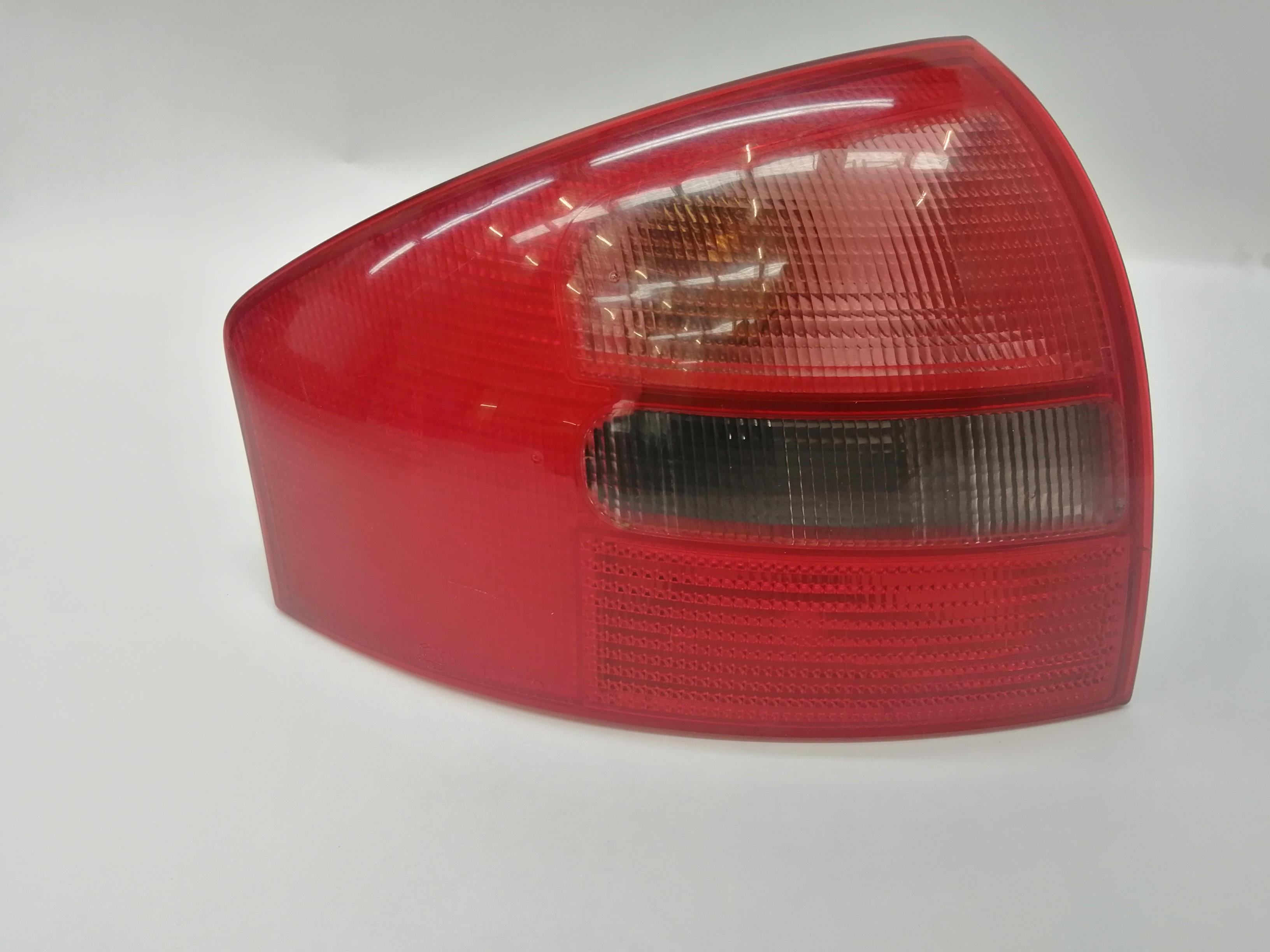 AUDI A6 C5/4B (1997-2004) Rear Left Taillight 25209931