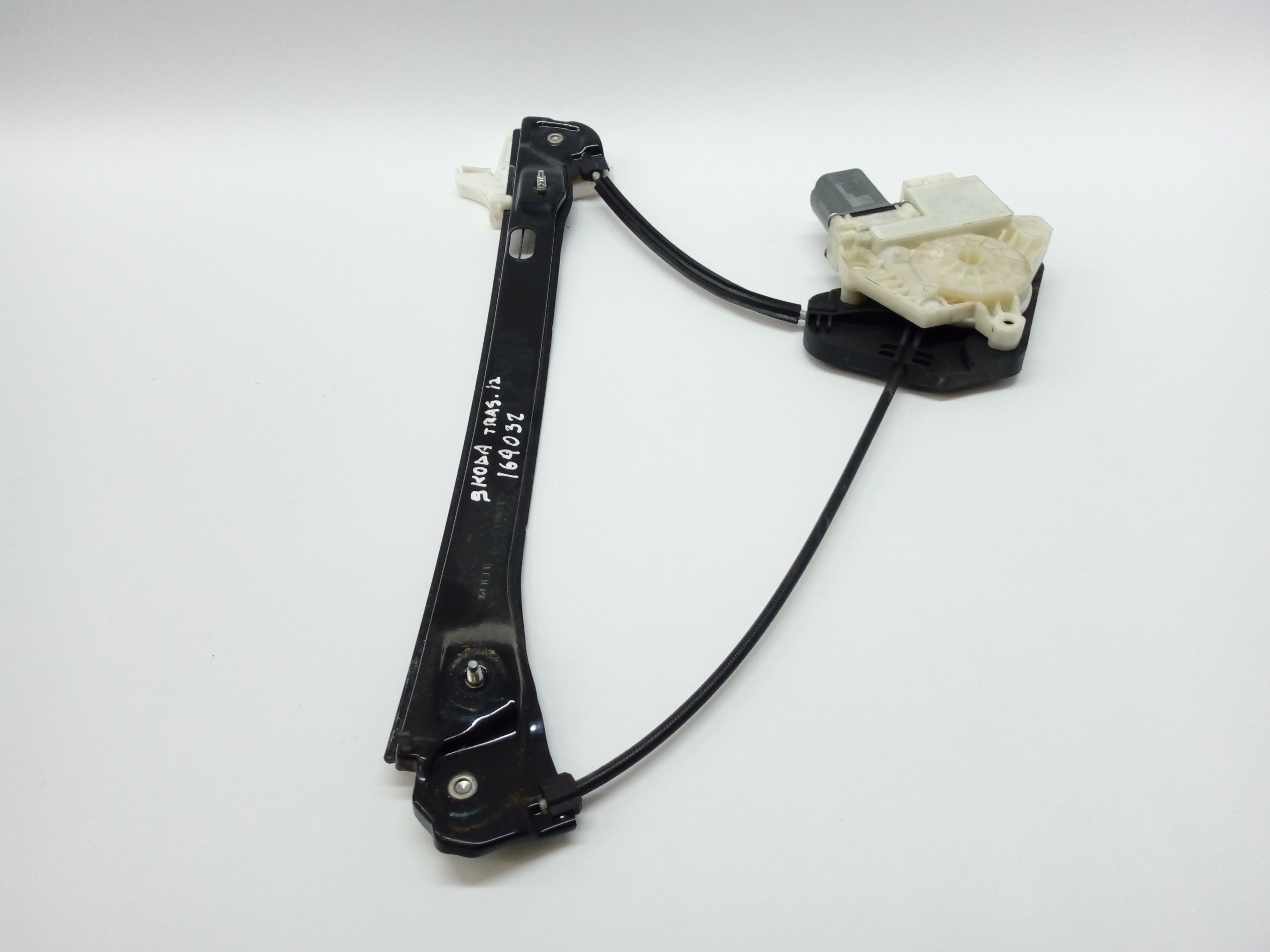 SKODA Rapid 2 generation (1985-2023) Rear left door window lifter 5JJ839461 18563182