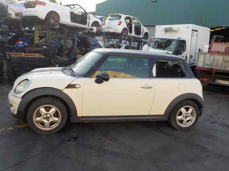 MINI Cooper R56 (2006-2015) Priekšējo kreiso durvju logu pacēlājs 51332756083 18567522