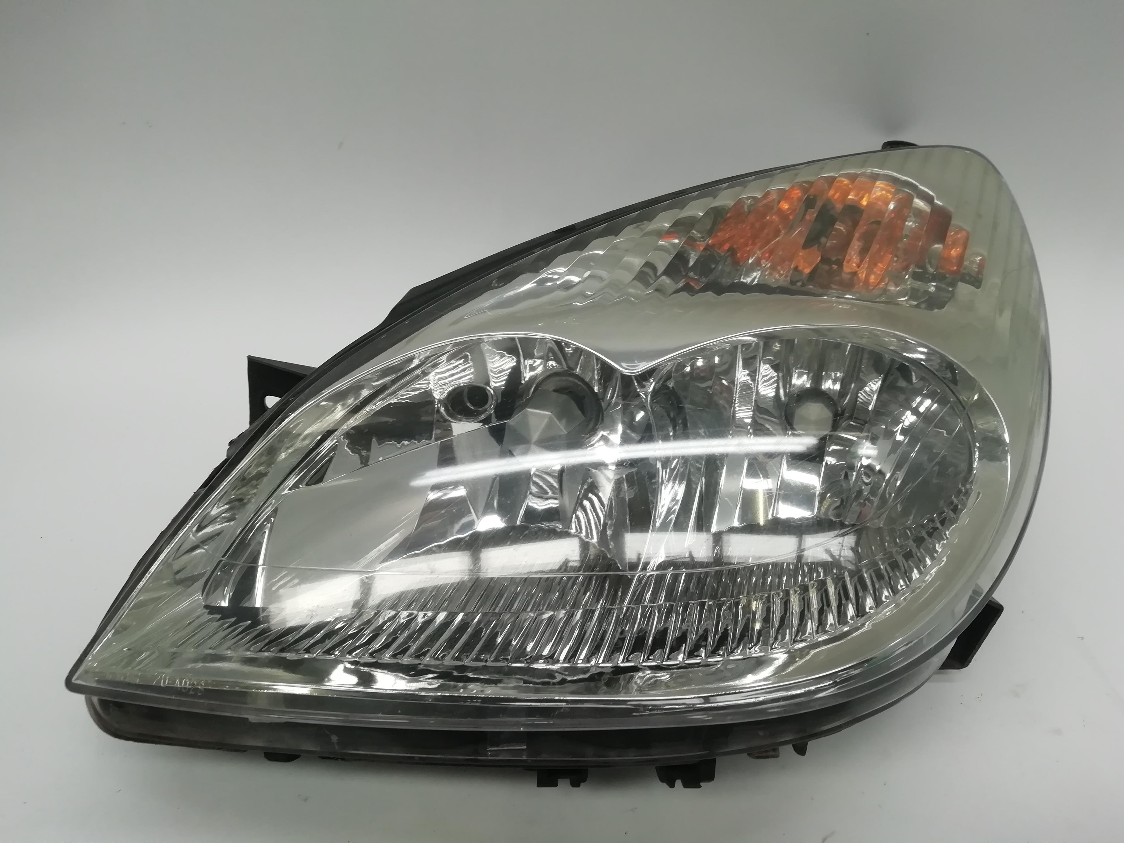 CITROËN C5 1 generation (2001-2008) Front Left Headlight 6204X2 25180743