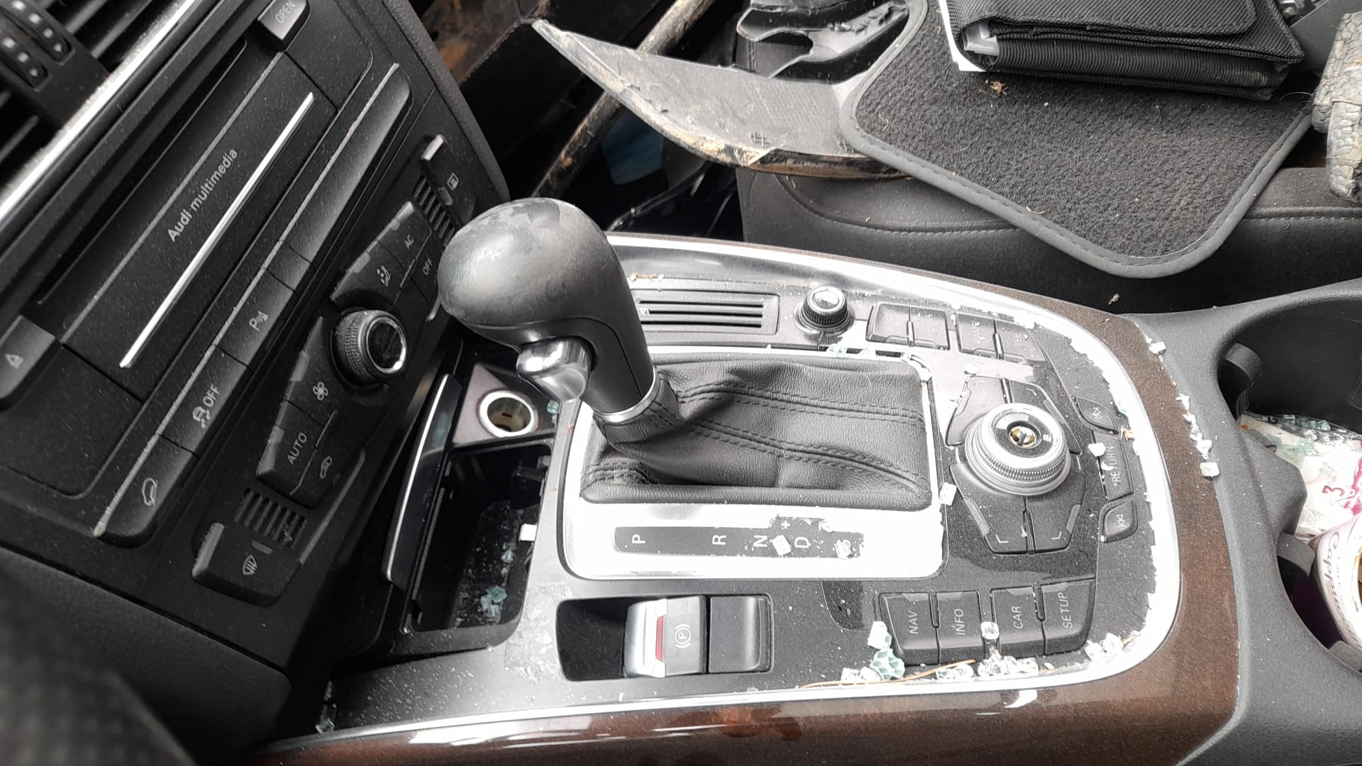 AUDI Q5 8R (2008-2017) Кнопка стеклоподъемника передней левой двери 8K0959851DV10 24022933