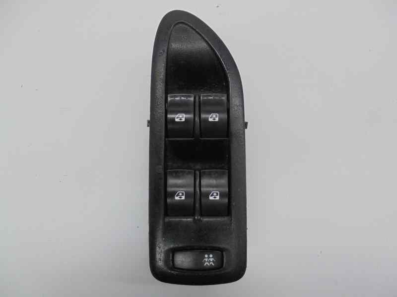 RENAULT Laguna 2 generation (2001-2007) Front Left Door Window Switch 8200315042 18489149