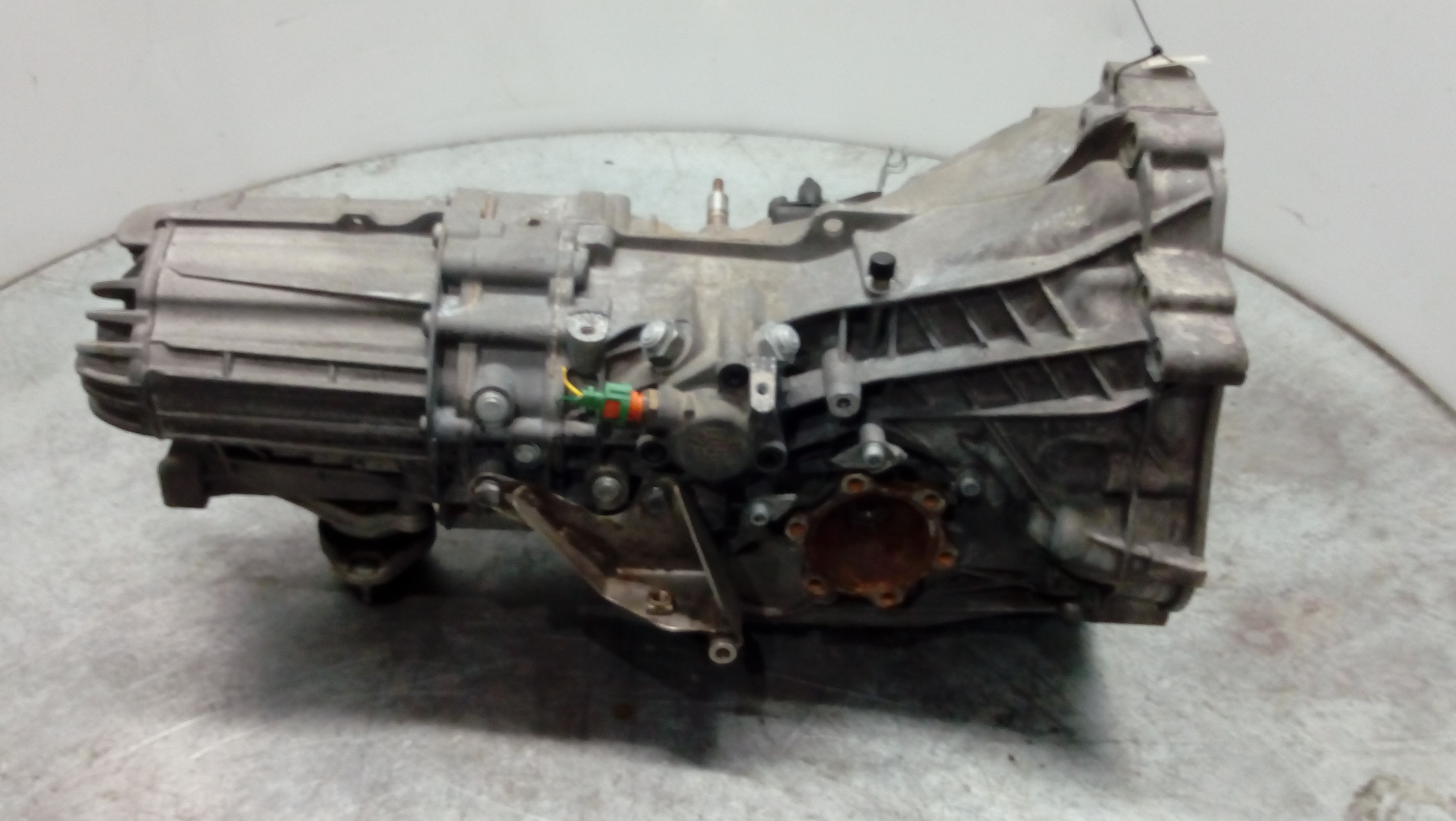 AUDI A4 B7/8E (2004-2008) Gearbox HCK 24012433