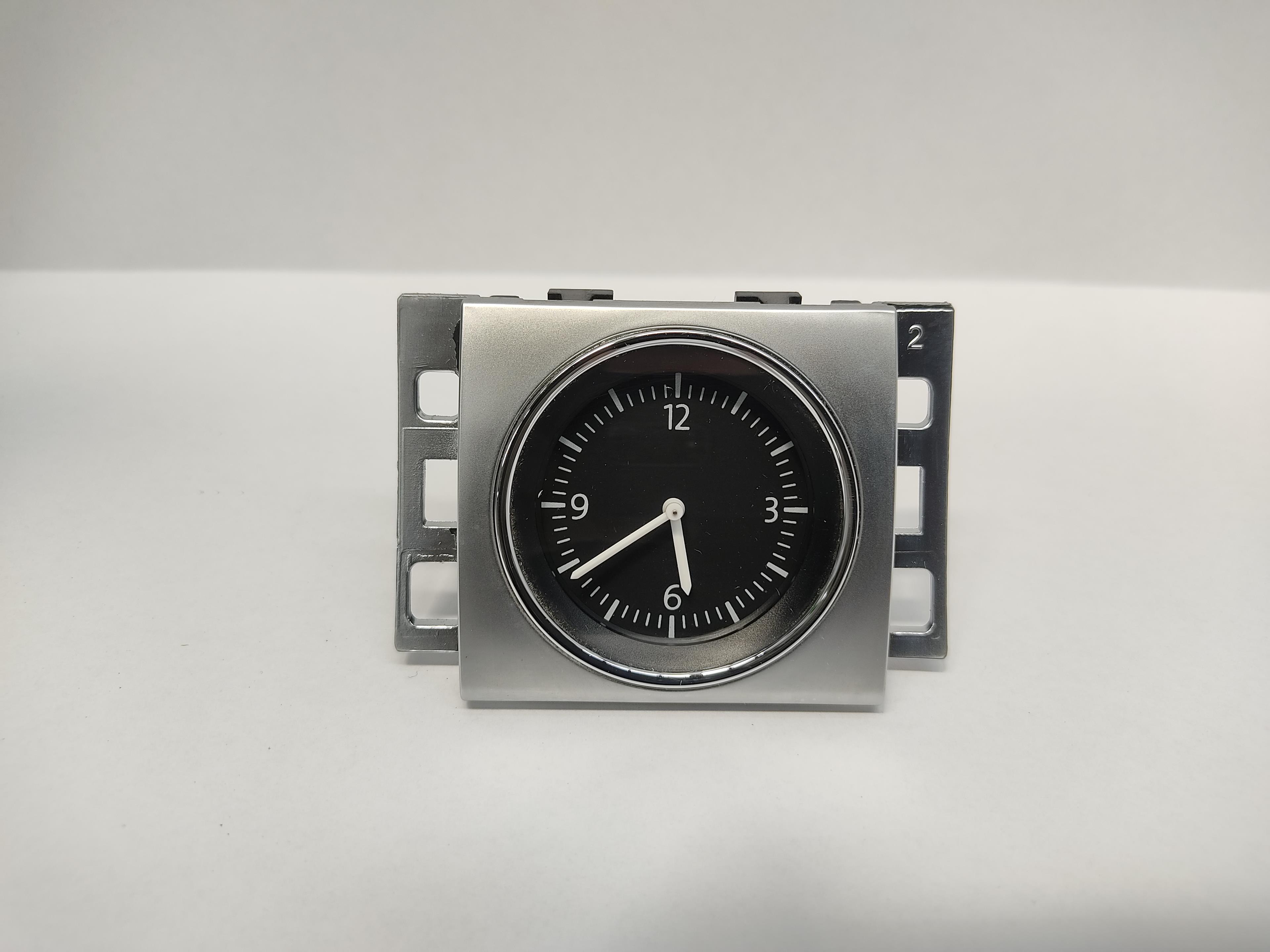 VOLKSWAGEN Passat B7 (2010-2015) Интериорен часовник 3AA919204A 25348088