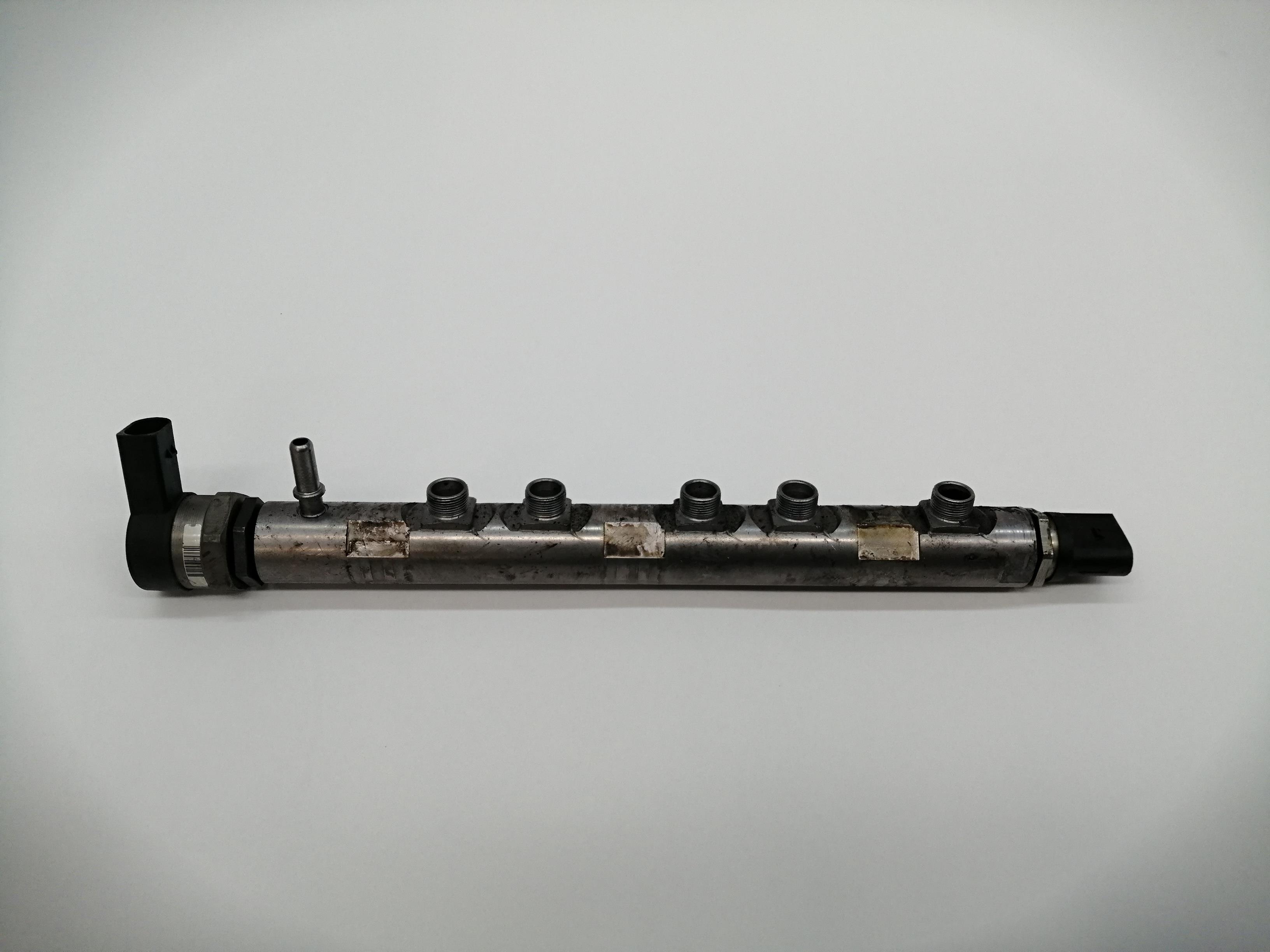 BMW 1 Series E81/E82/E87/E88 (2004-2013) Fuel Rail 780912701, 0445214182 23892209