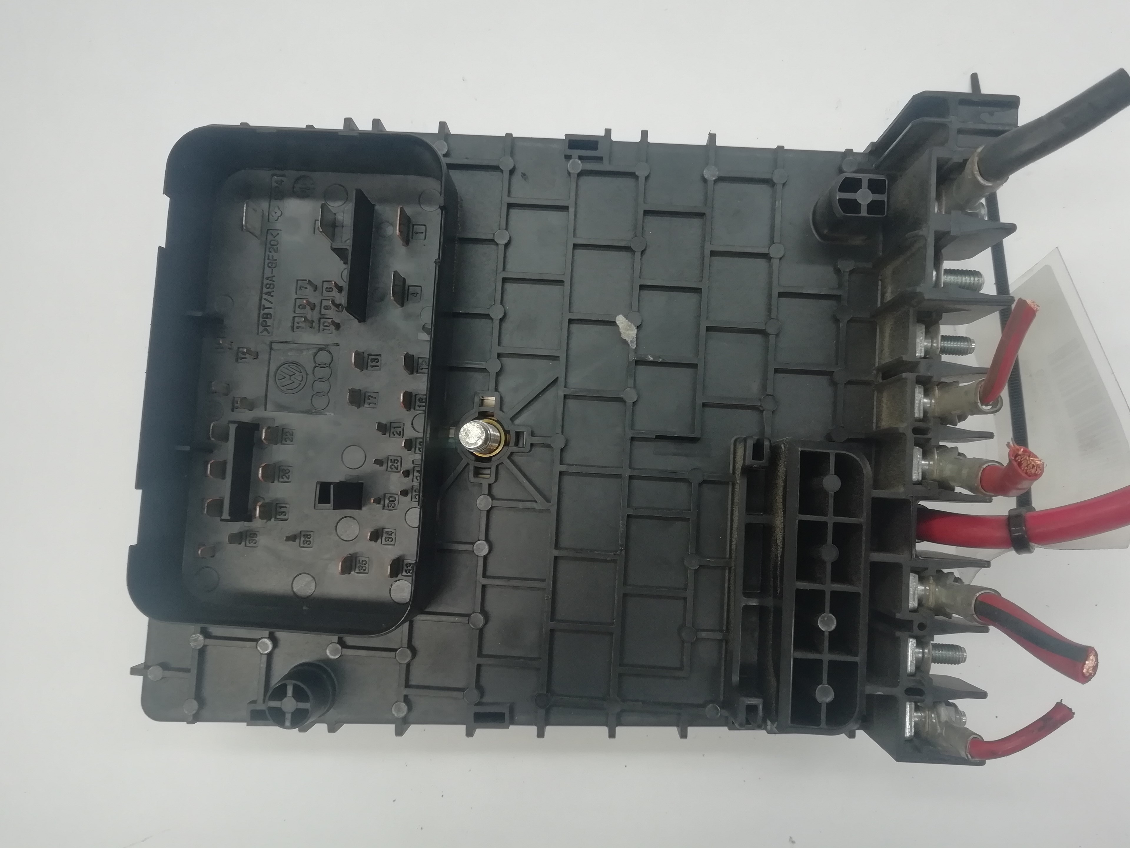 AUDI Q3 8U (2011-2020) Fuse Box 3C0937125A 22111975