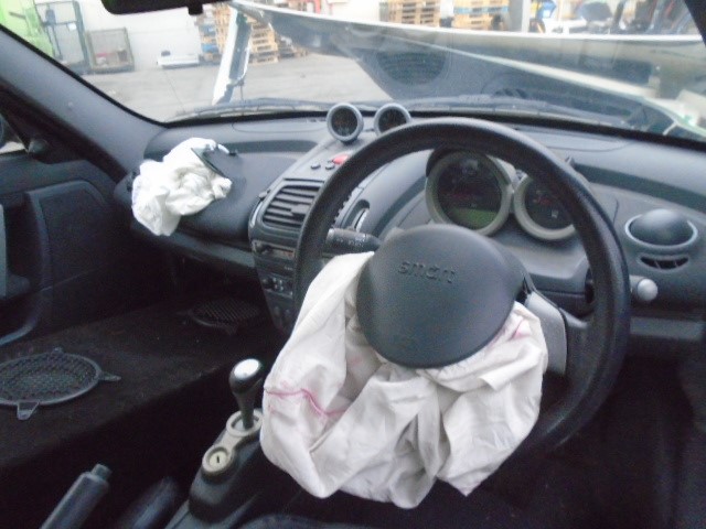 SMART Roadster 1 generation (2003-2006) Interkūlerio radiatorius 0003007V005 25125247