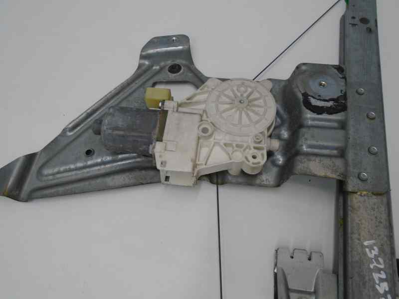 MERCEDES-BENZ Sprinter 2 generation (906) (2006-2018) Front Right Door Window Regulator A9067200146 25101494