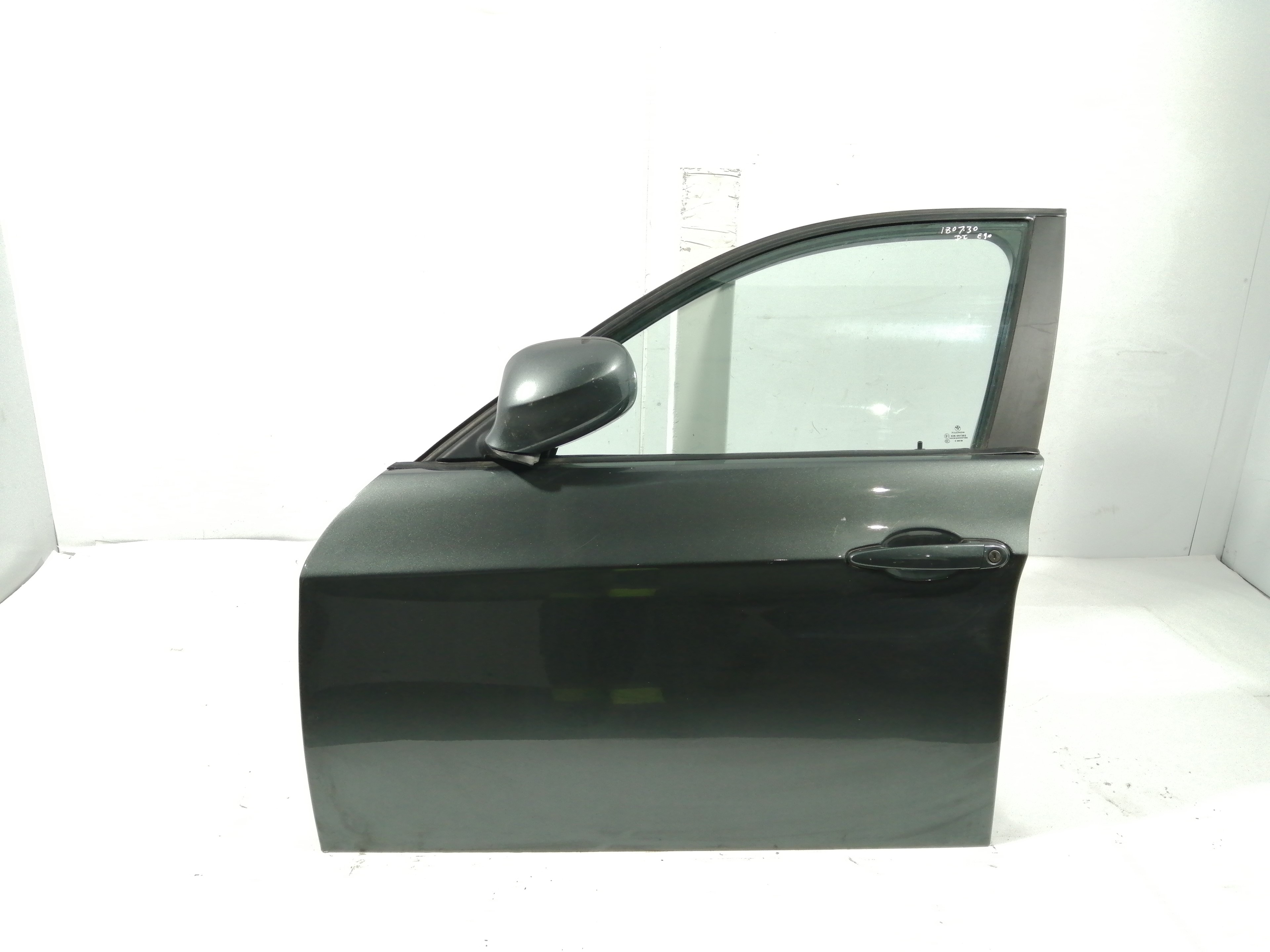 BMW 3 Series E90/E91/E92/E93 (2004-2013) Front Left Door 41007203643 20944331