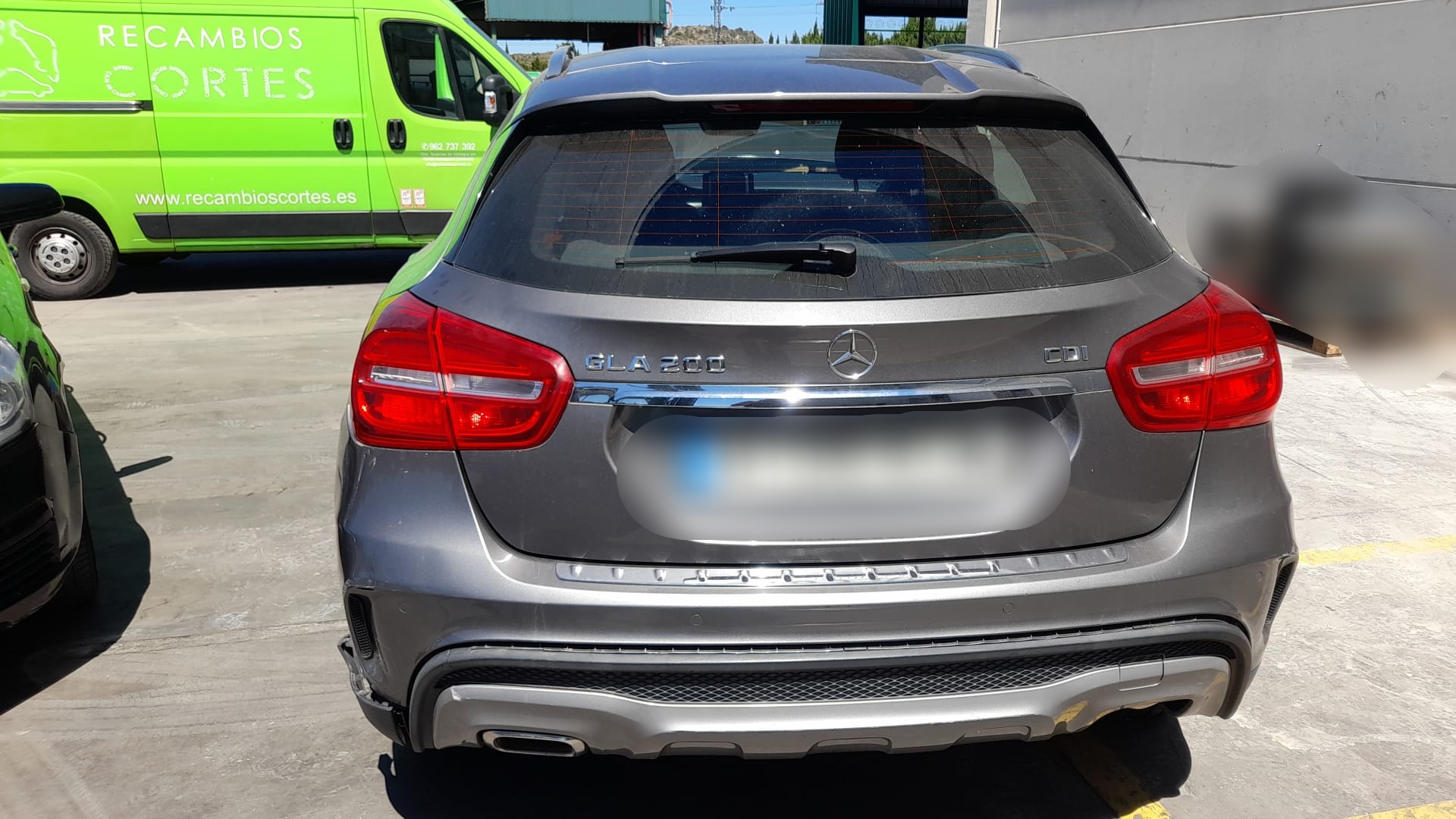 MERCEDES-BENZ GLA-Class X156 (2013-2020) Замок передней левой двери A1667200135 25779102