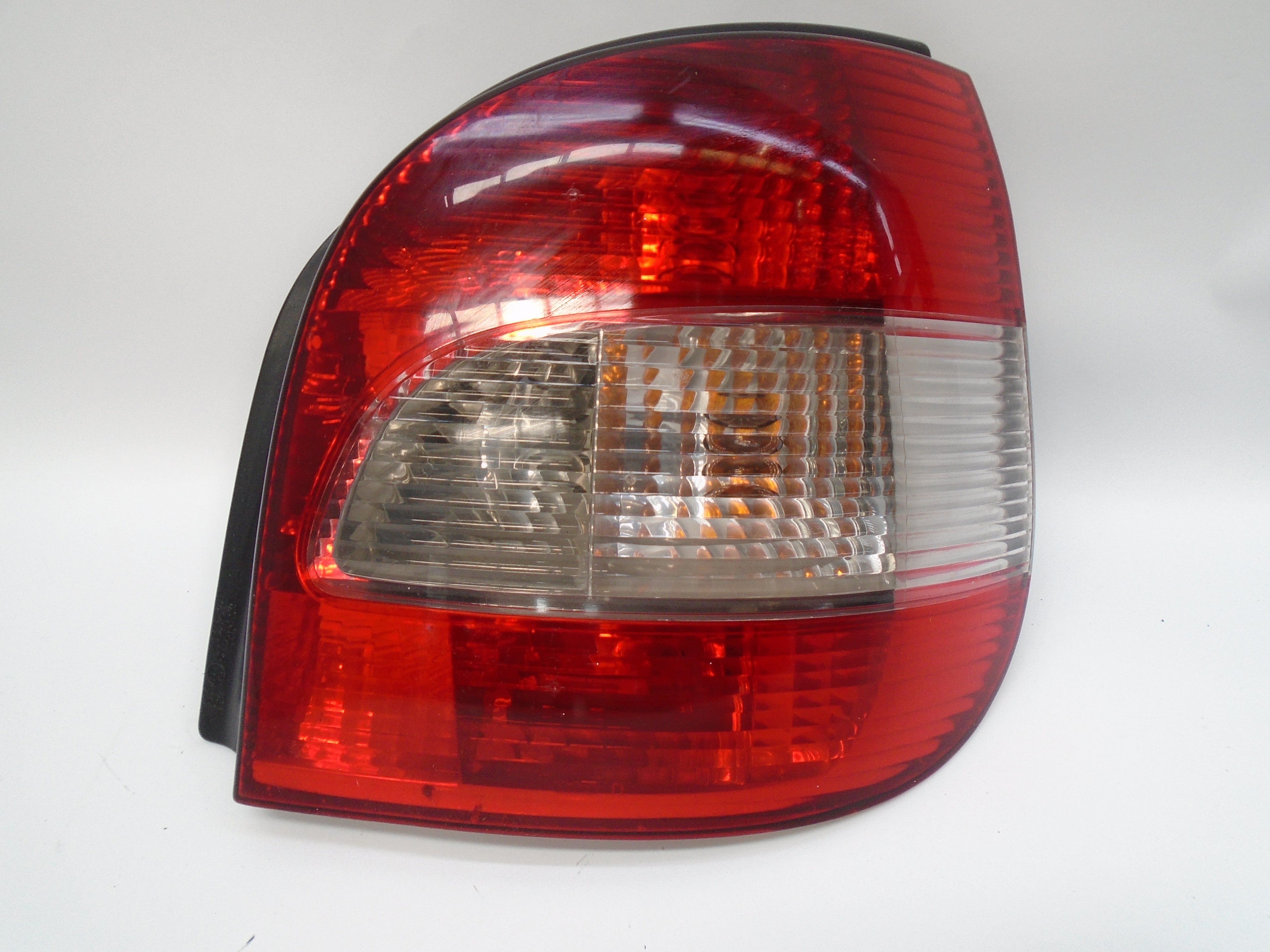 RENAULT Scenic 1 generation (1996-2003) Rear Right Taillight Lamp 7700430966 18495760