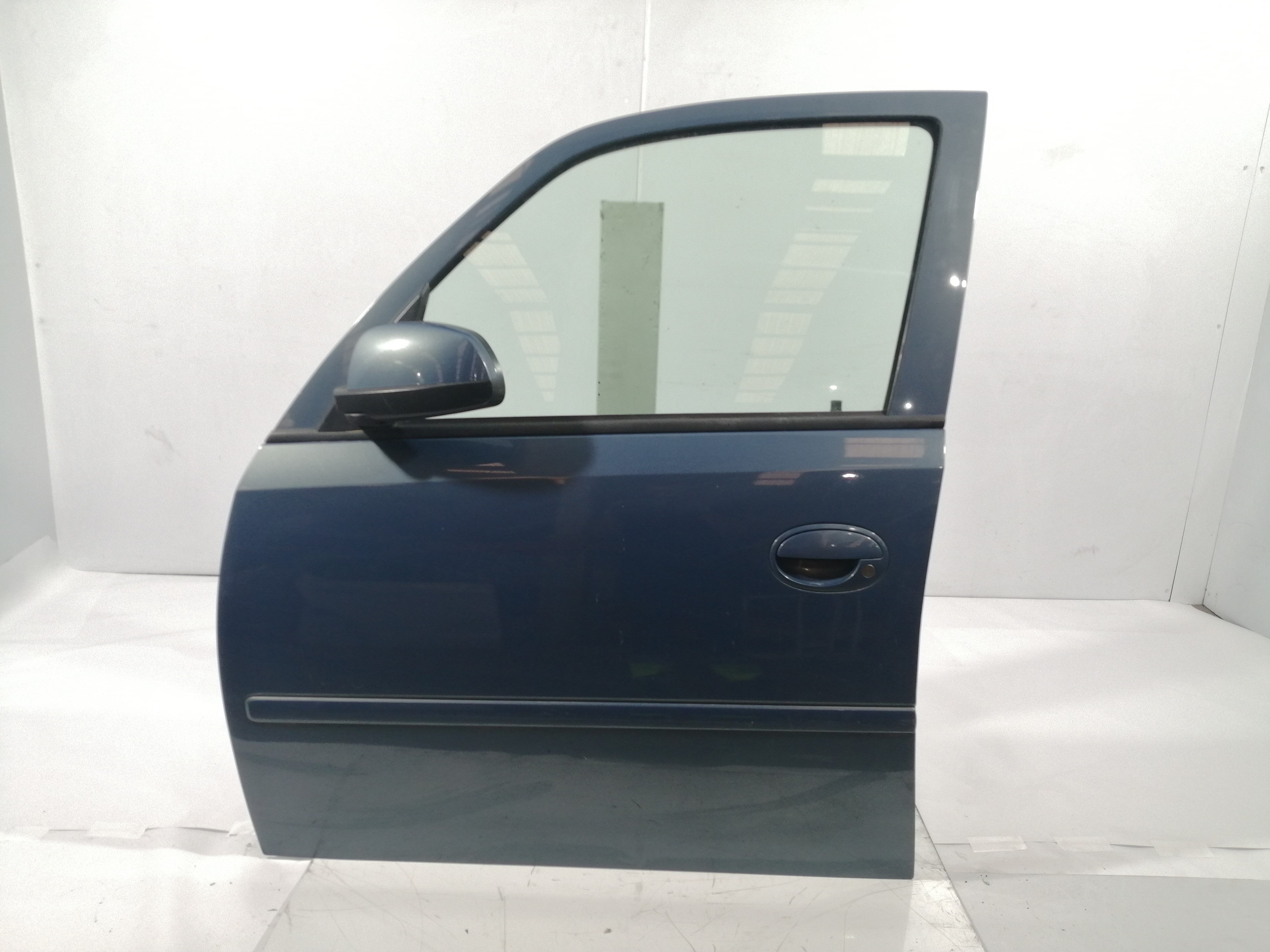 OPEL Meriva 1 generation (2002-2010) Front Left Door 13217431 18666155