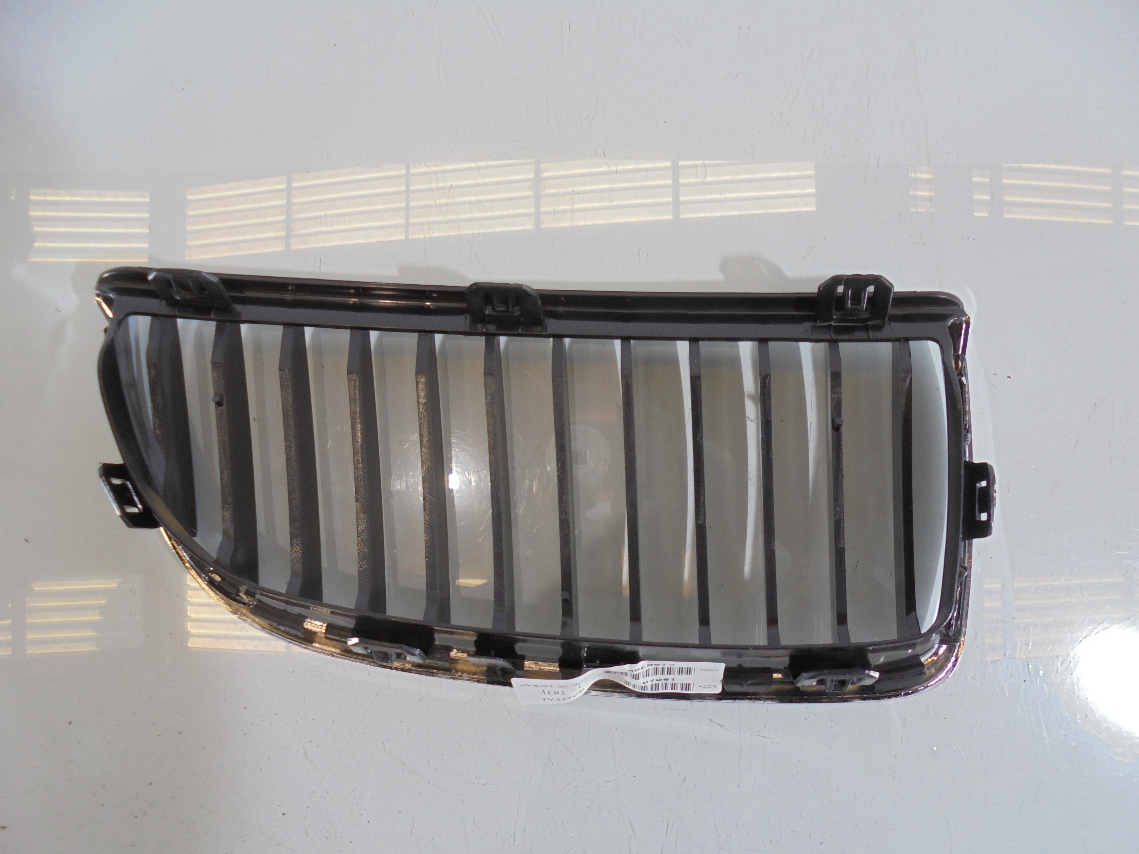 BMW 3 Series E90/E91/E92/E93 (2004-2013) Радиаторна решетка PT807AL 18528837