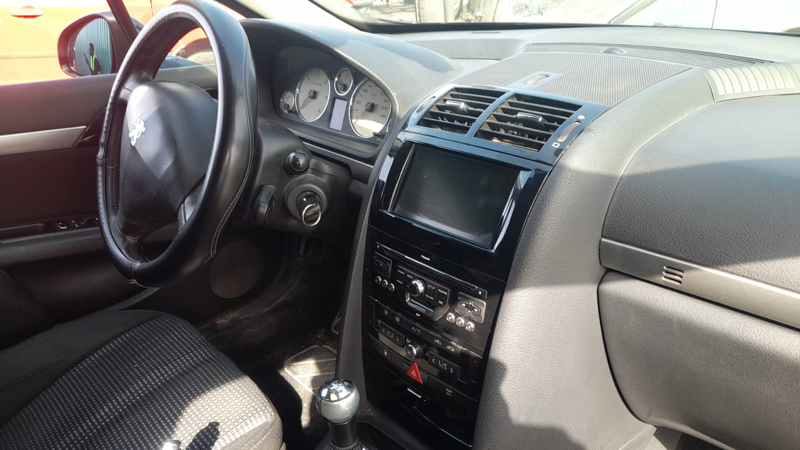 PEUGEOT 407 1 generation (2004-2010) Aizmugurējo kreiso durvju logu pacēlājs 922385 23864277