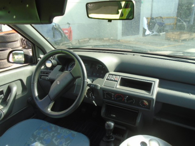 RENAULT Clio 1 generation (1990-1998) Преден ляв мигач 7701036017 18515760