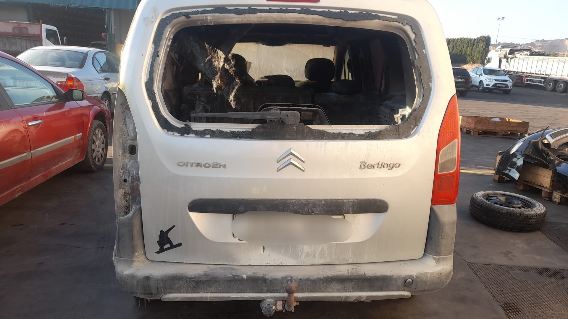 CITROËN Berlingo 2 generation (2008-2023) Стеклоподъемник передней правой двери 9222EQ 18613549