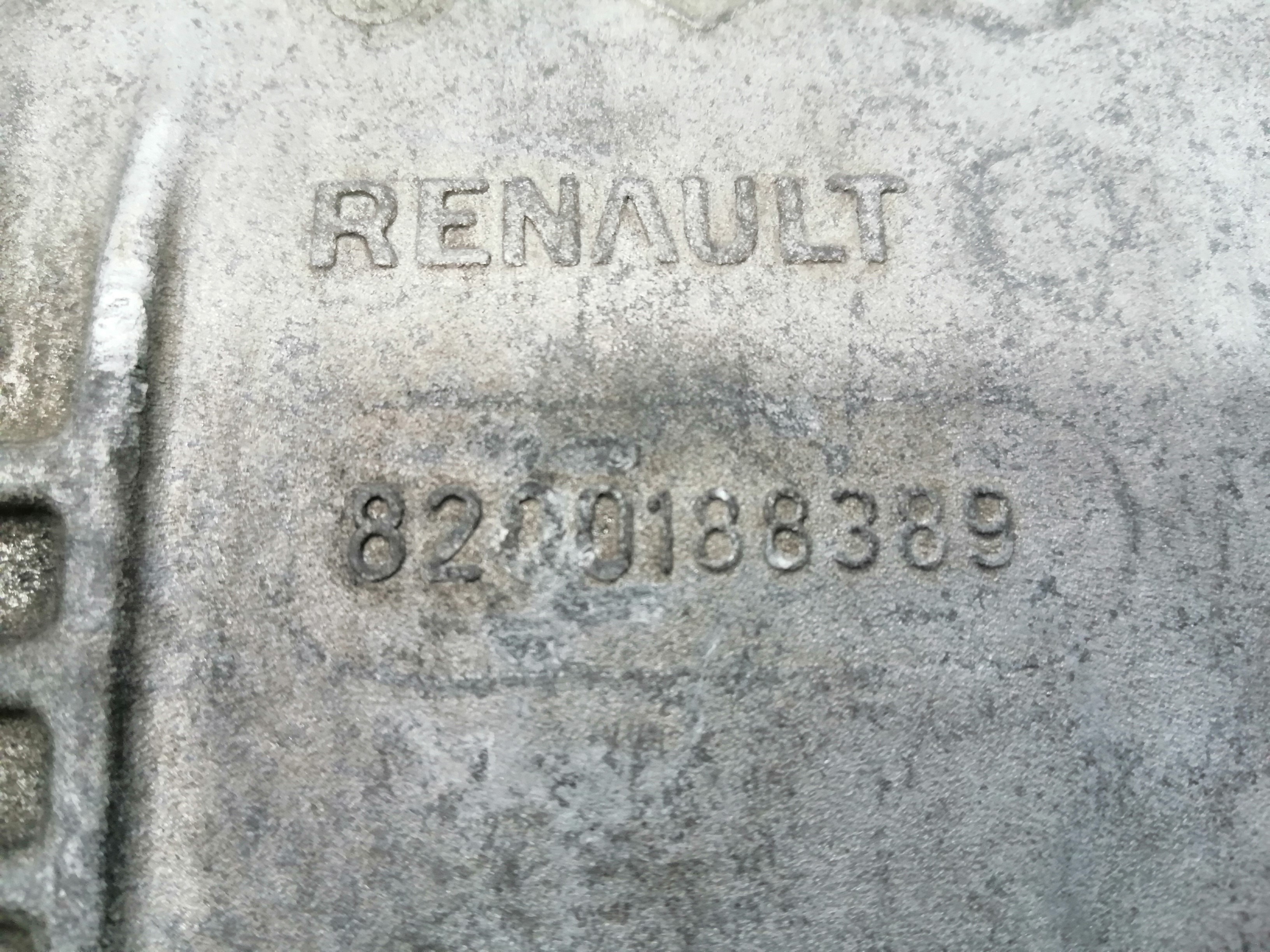 RENAULT Clio 3 generation (2005-2012) Kартер двигателя 111105968R 25177292