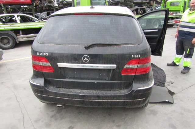 MERCEDES-BENZ B-Class W245 (2005-2011) Климатичен радиатор A1695000354 25114432