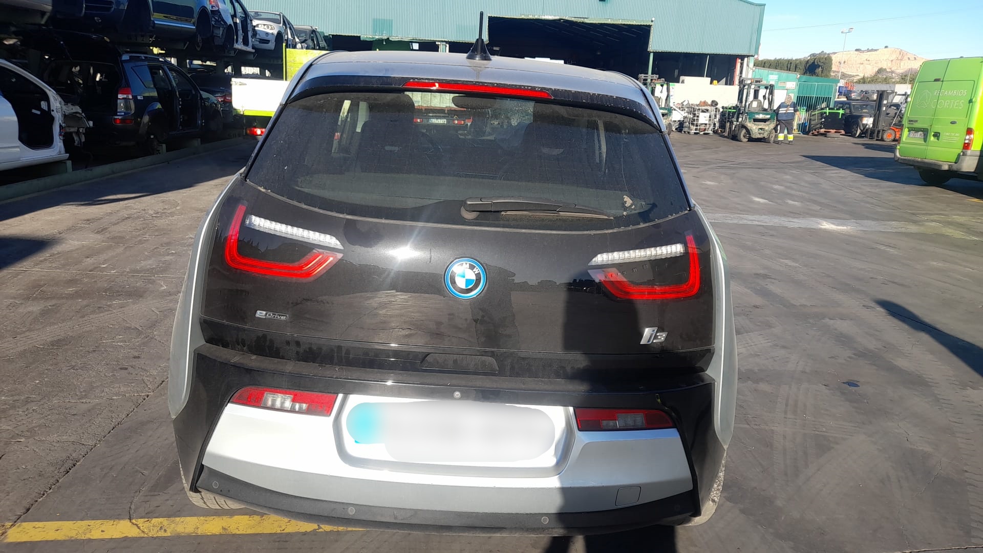 BMW i3 I01 (2013-2024) Ступица задняя левая 33326852161 25163198