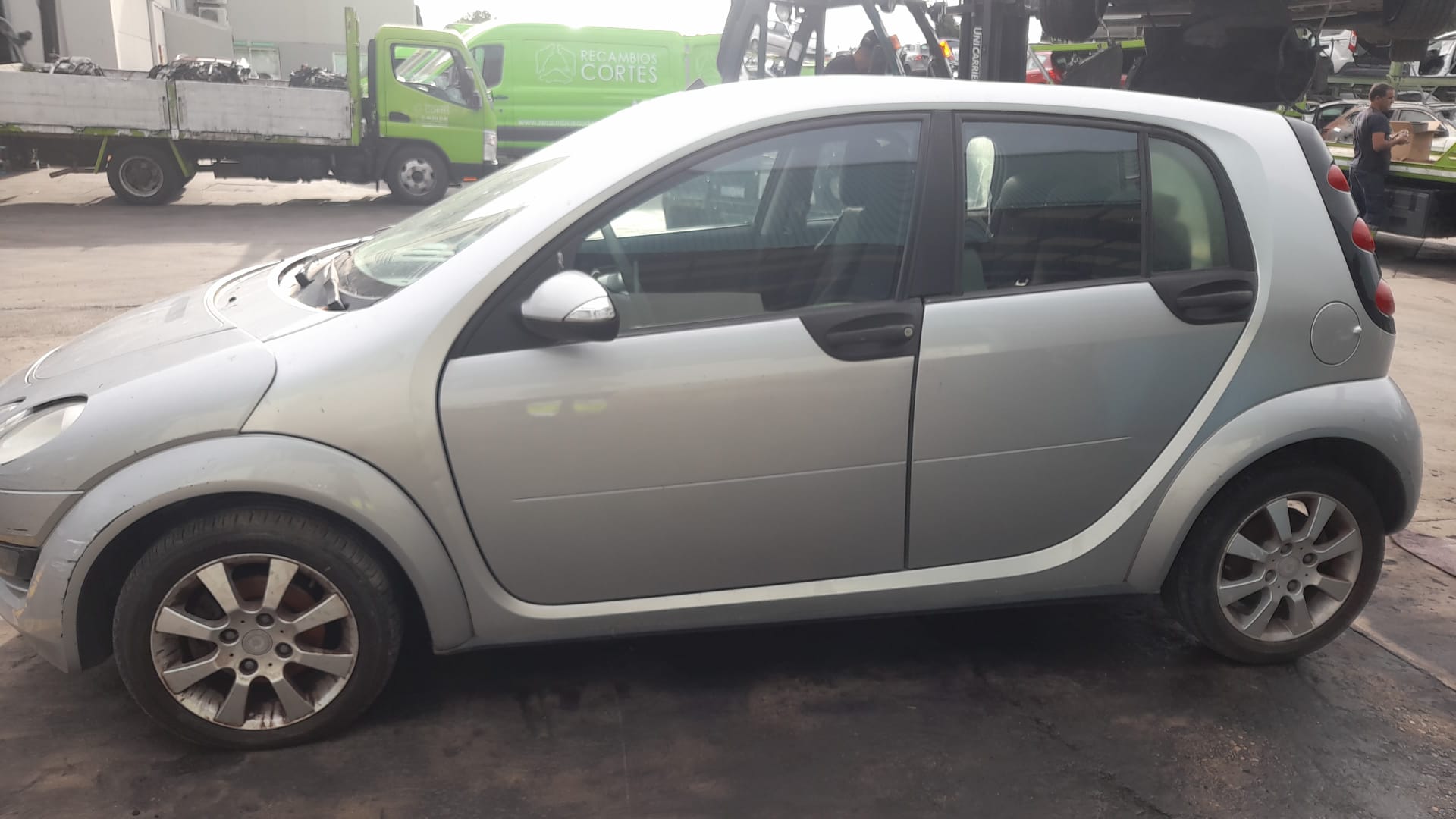 SMART Forfour 1 generation (2004-2006) Полуось передний левый A4543301501 21940363